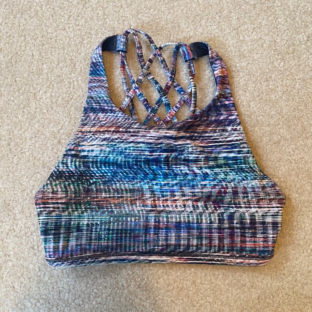 Lululemon Free to Be Sports Bra